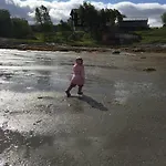 דירה Hyggelig Lite Bosted Ved Sjoen, Naer Sentrum I Valnesfjord